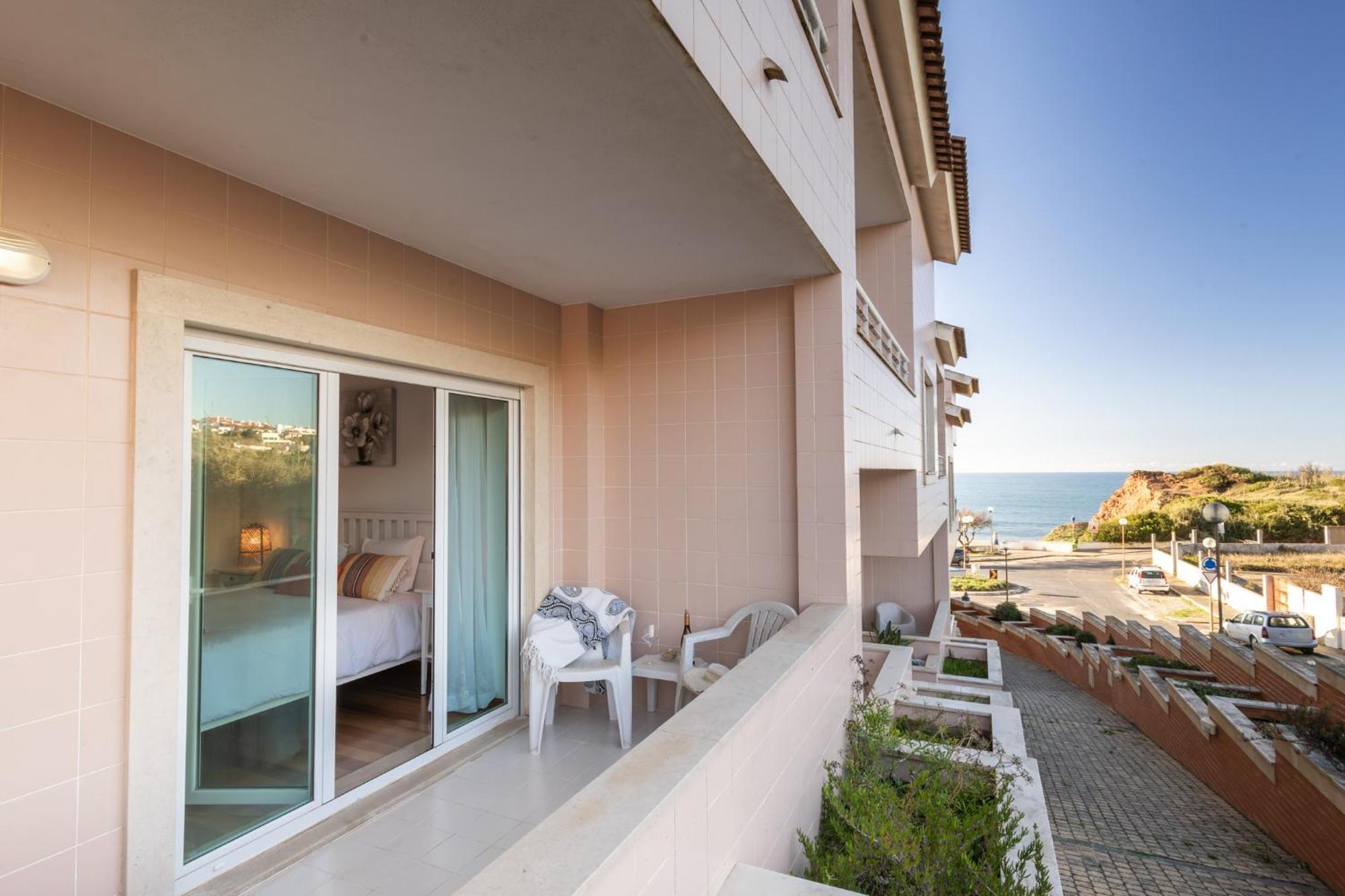 Casa Da Praia - By Smarthomes São Martinho do Porto Exterior photo